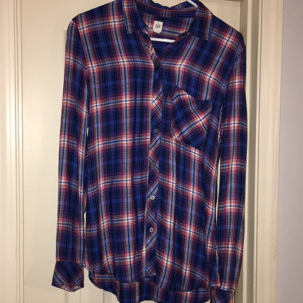 GAP blue and red soft wash plaid shirt